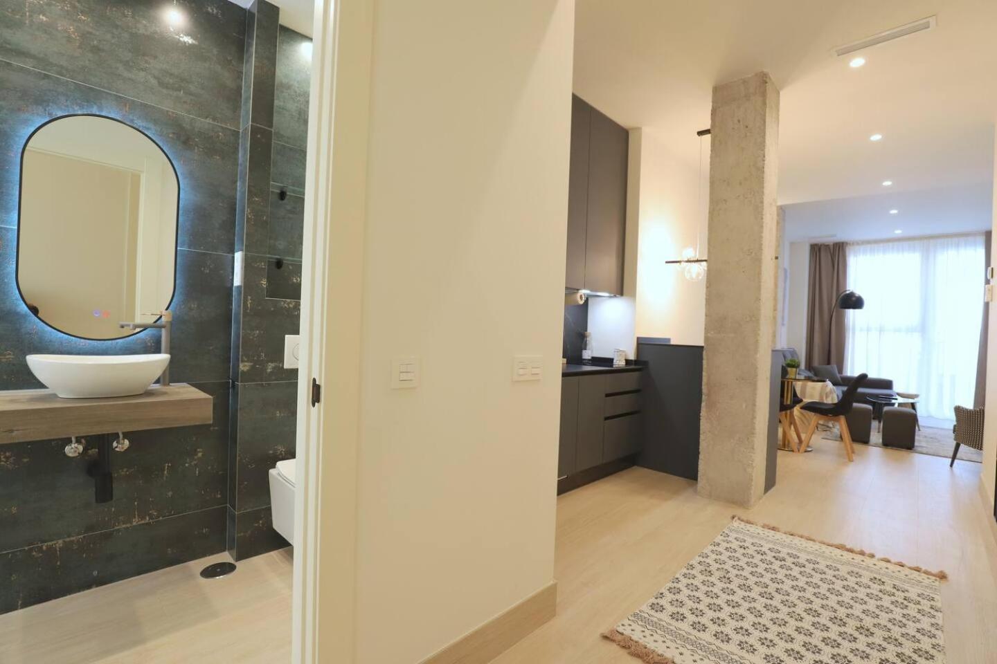 Apartamentos Orilla Del Bernabeu Мадрид Экстерьер фото