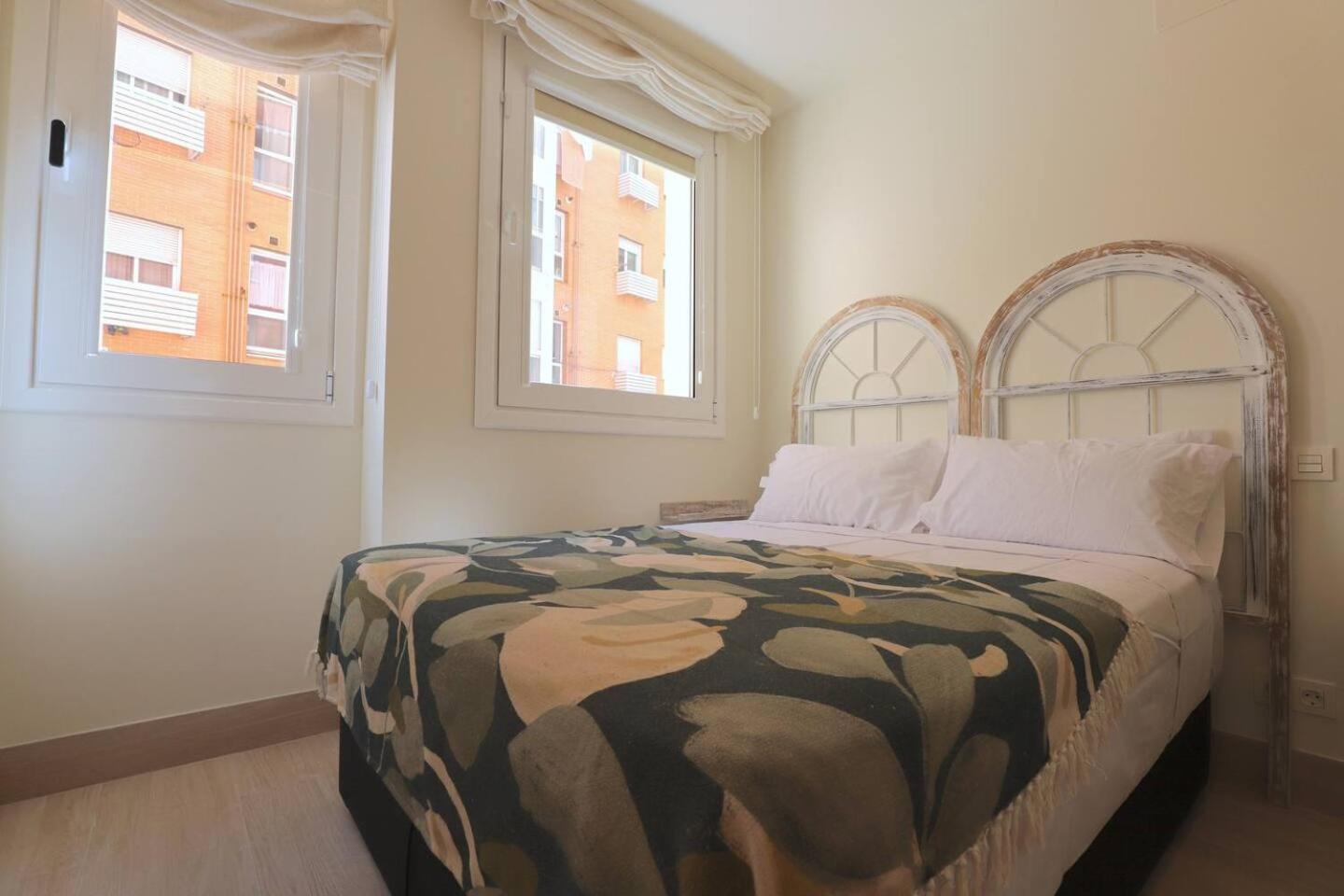 Apartamentos Orilla Del Bernabeu Мадрид Экстерьер фото