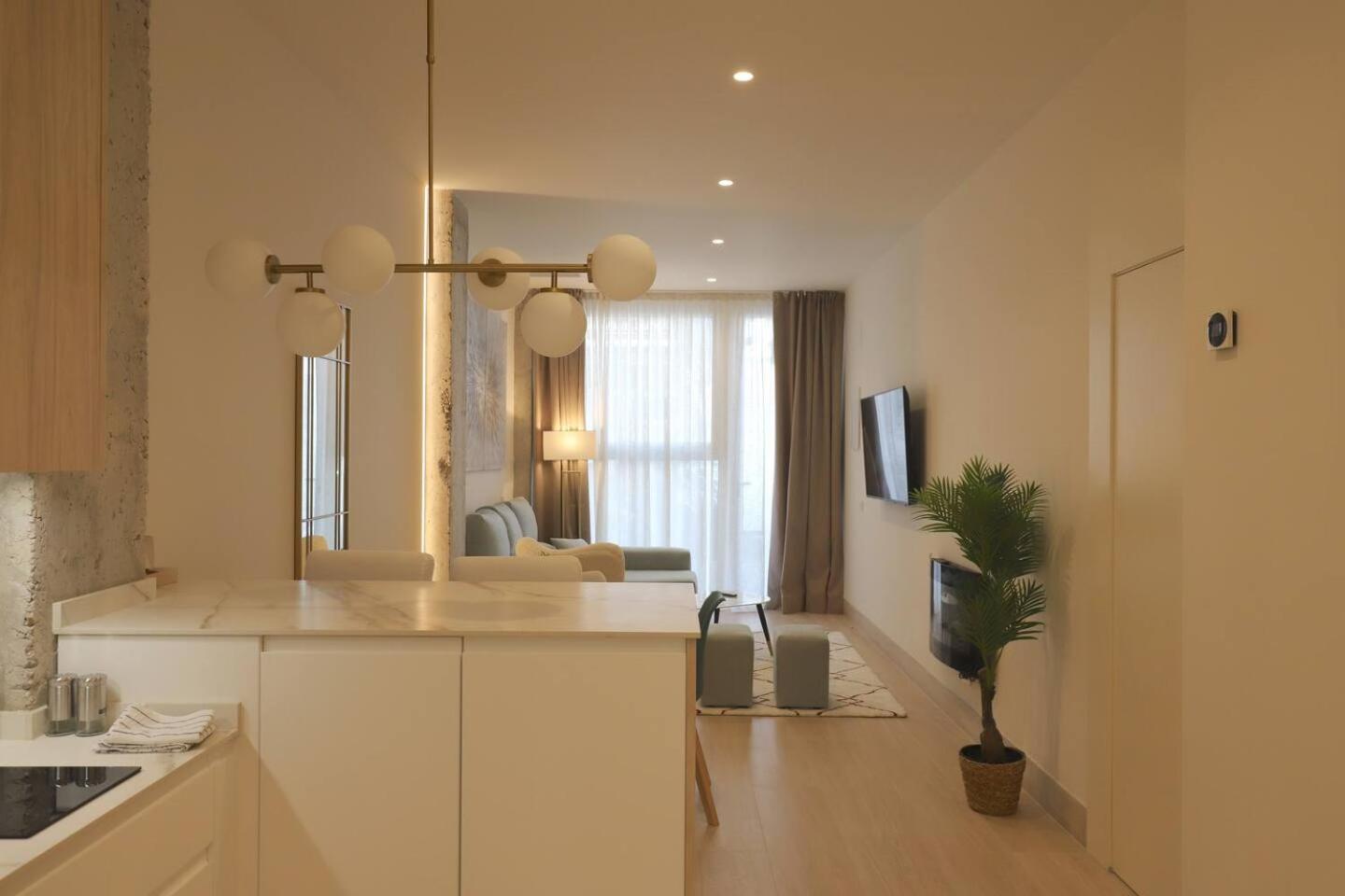 Apartamentos Orilla Del Bernabeu Мадрид Экстерьер фото