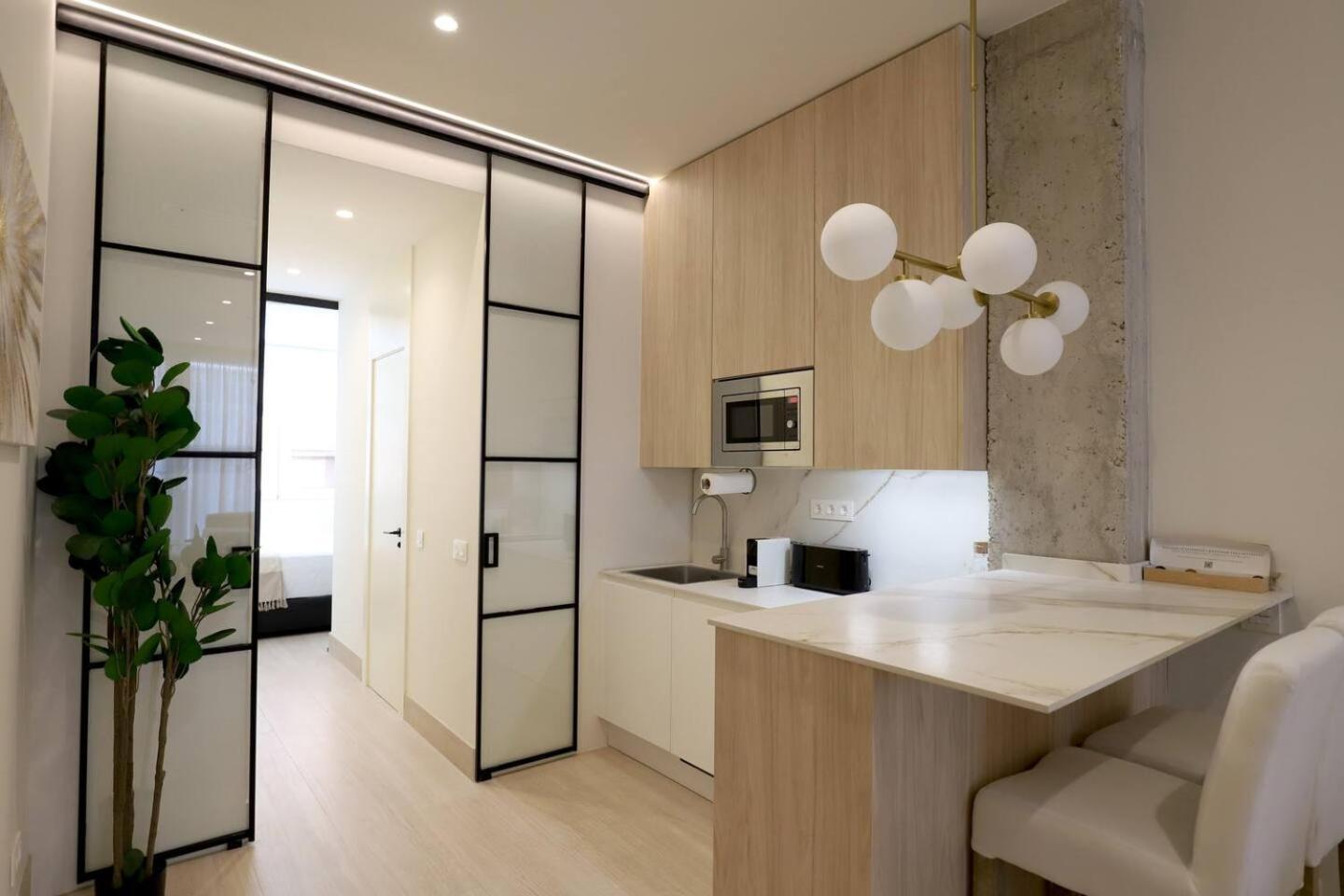 Apartamentos Orilla Del Bernabeu Мадрид Экстерьер фото